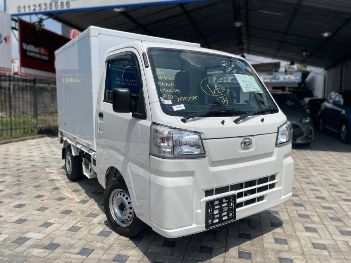 Image Daihatsu Hijet Freezer Truck 2023 
